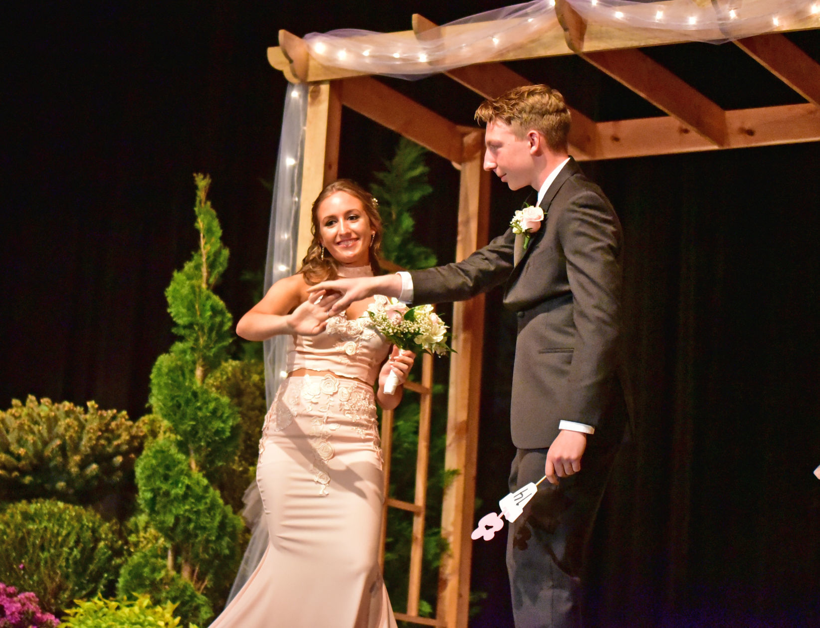 050419_gal_buenaprom 78